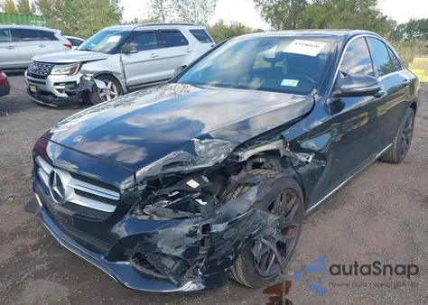 2018 Mercedes-Benz C 300 4Matic из США, поврежденный, VIN 55SWF4KB2JU280858